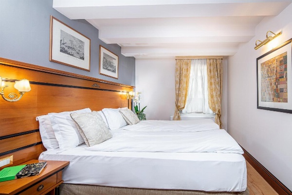 All’Angelo Art Hotel image 2